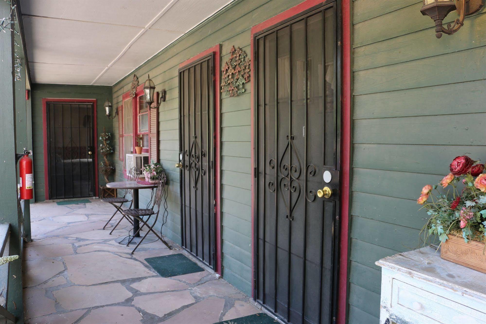 Apple Creek Cottages เพรสค็อท ภายนอก รูปภาพ