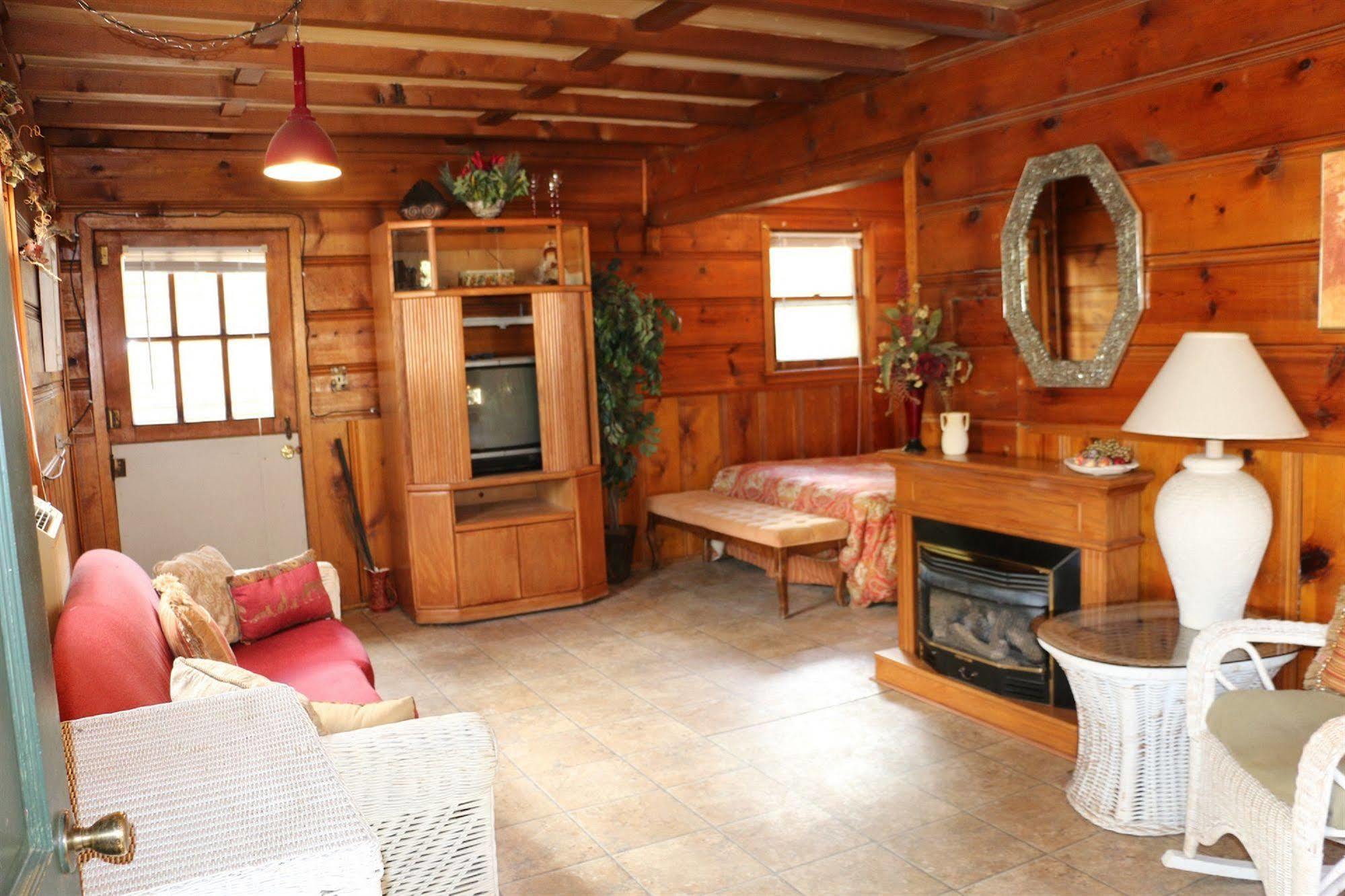 Apple Creek Cottages เพรสค็อท ภายนอก รูปภาพ
