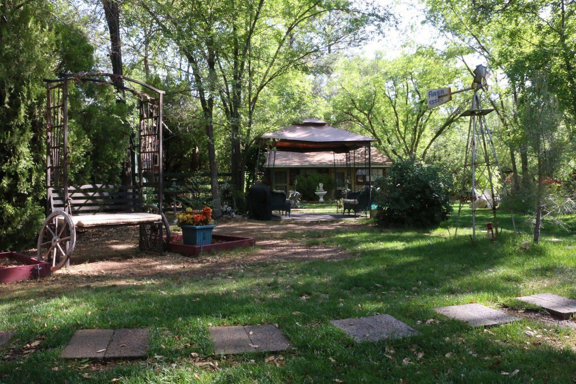 Apple Creek Cottages เพรสค็อท ภายนอก รูปภาพ
