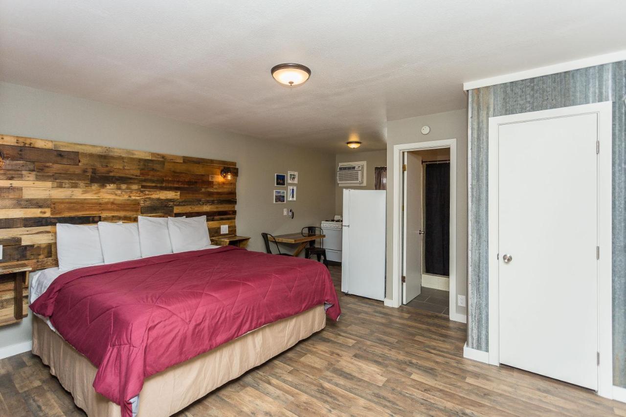 Apple Creek Cottages เพรสค็อท ภายนอก รูปภาพ