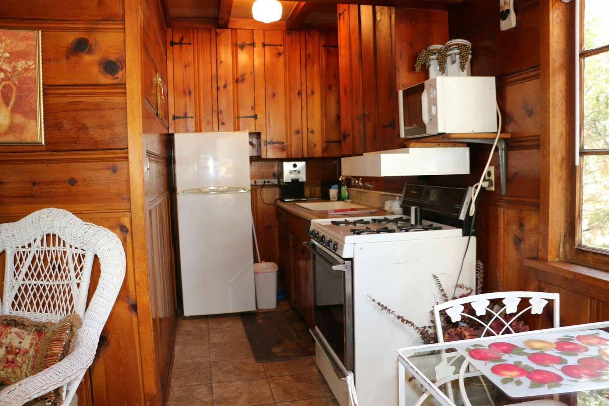 Apple Creek Cottages เพรสค็อท ภายนอก รูปภาพ
